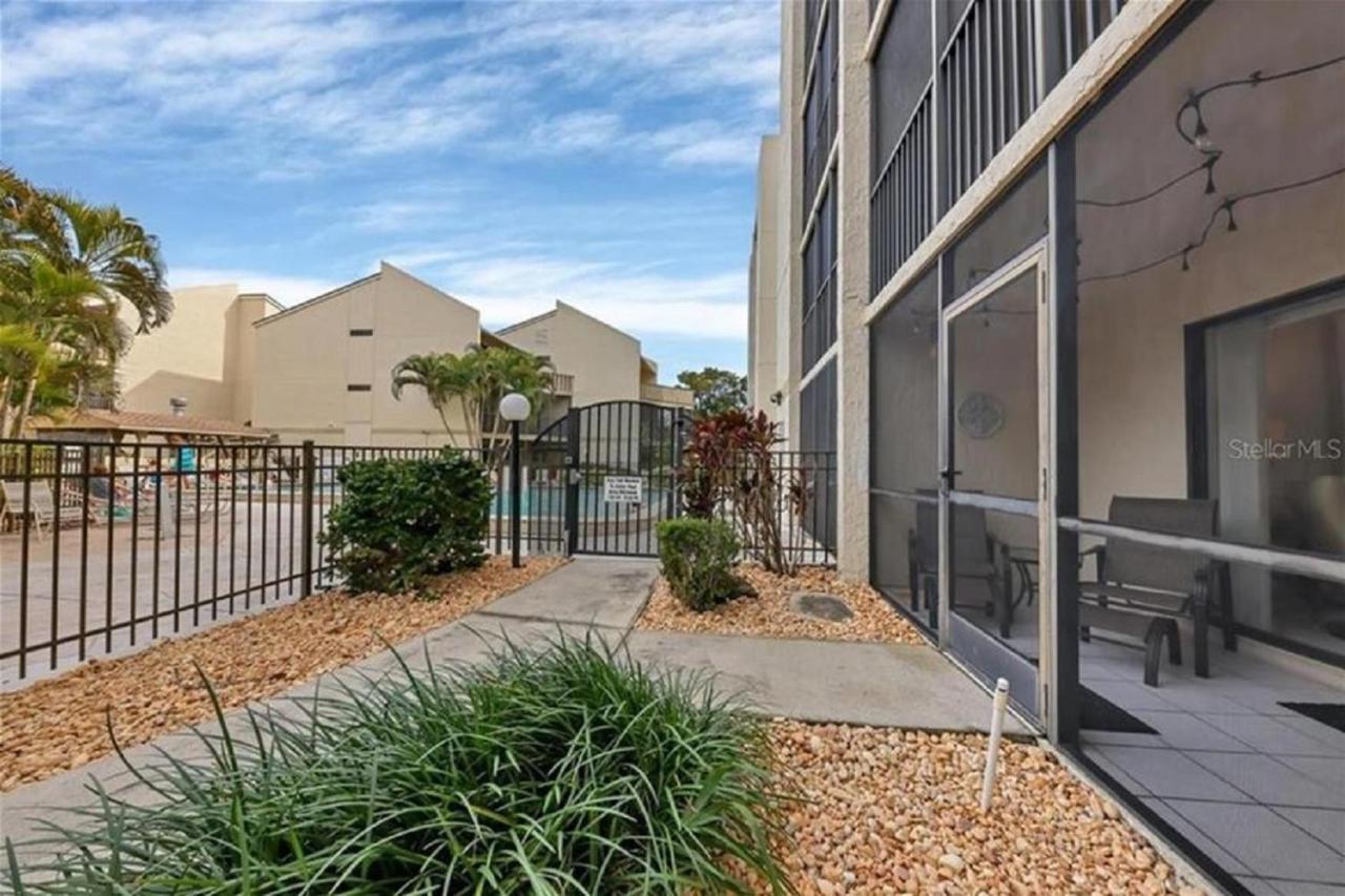 דירות Siesta Key Escape Ground Floor Steps To Heated Pool And Free Trolley מראה חיצוני תמונה