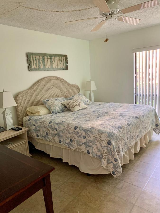 דירות Siesta Key Escape Ground Floor Steps To Heated Pool And Free Trolley מראה חיצוני תמונה