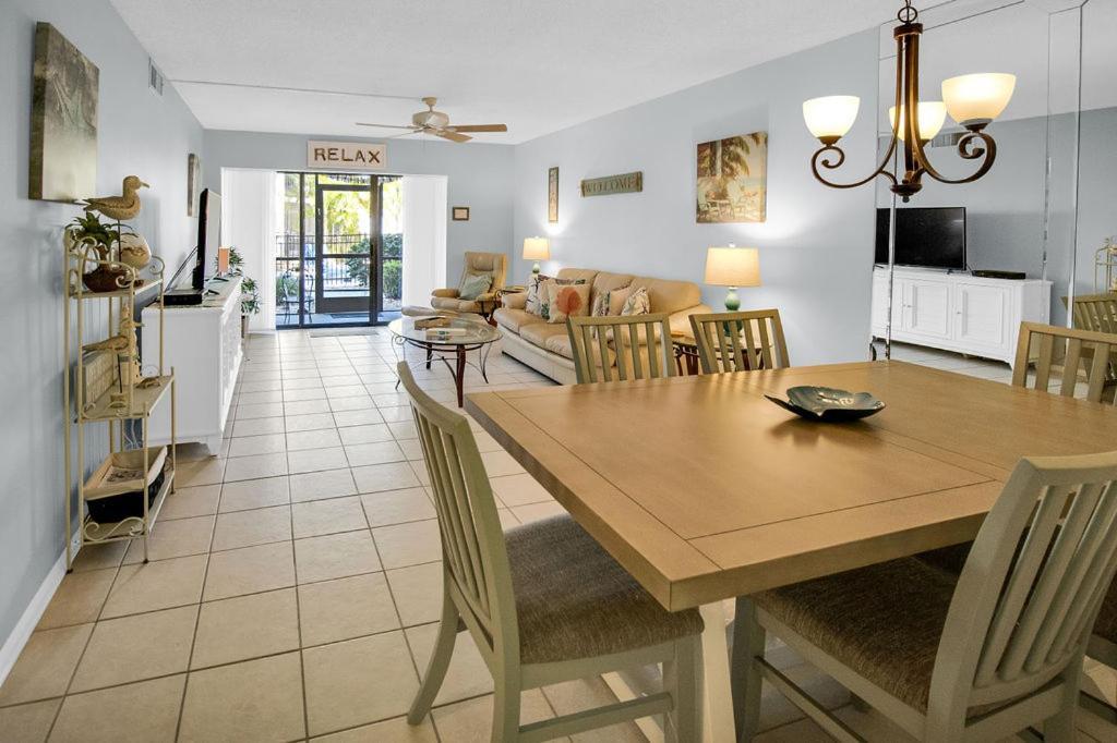 דירות Siesta Key Escape Ground Floor Steps To Heated Pool And Free Trolley מראה חיצוני תמונה
